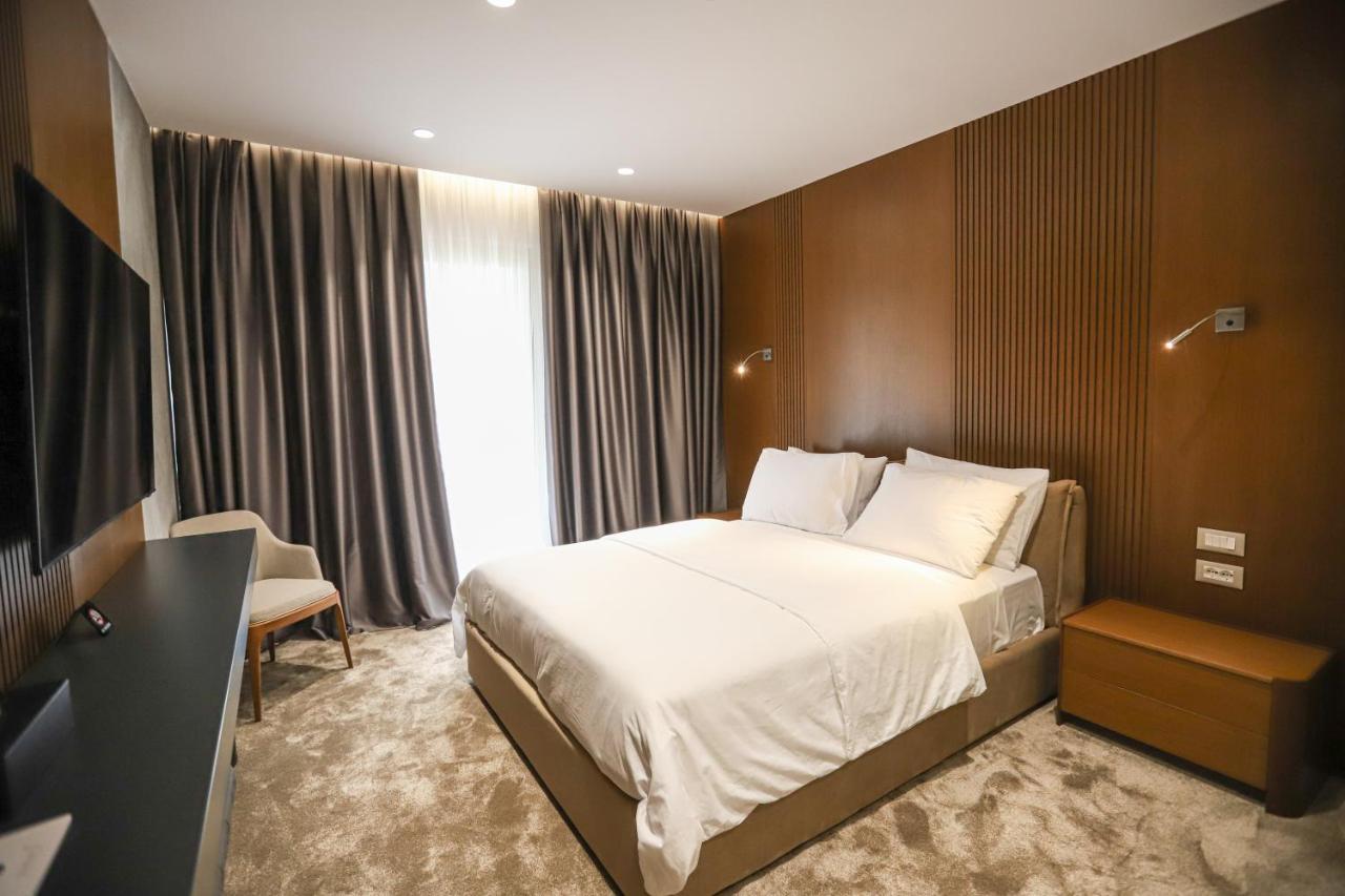 Urbanin Apartment & Hotel Tirana Exterior photo