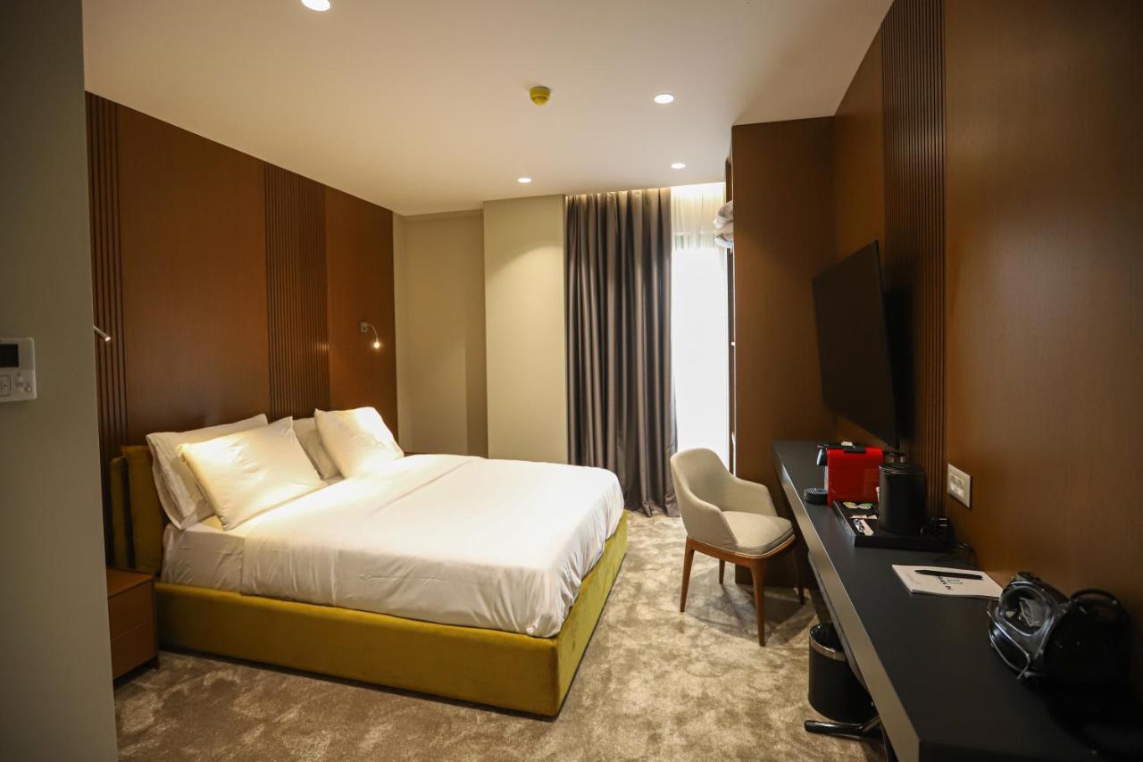 Urbanin Apartment & Hotel Tirana Exterior photo