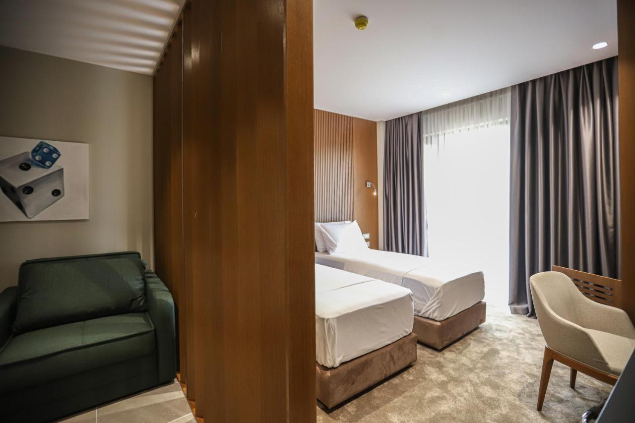 Urbanin Apartment & Hotel Tirana Exterior photo