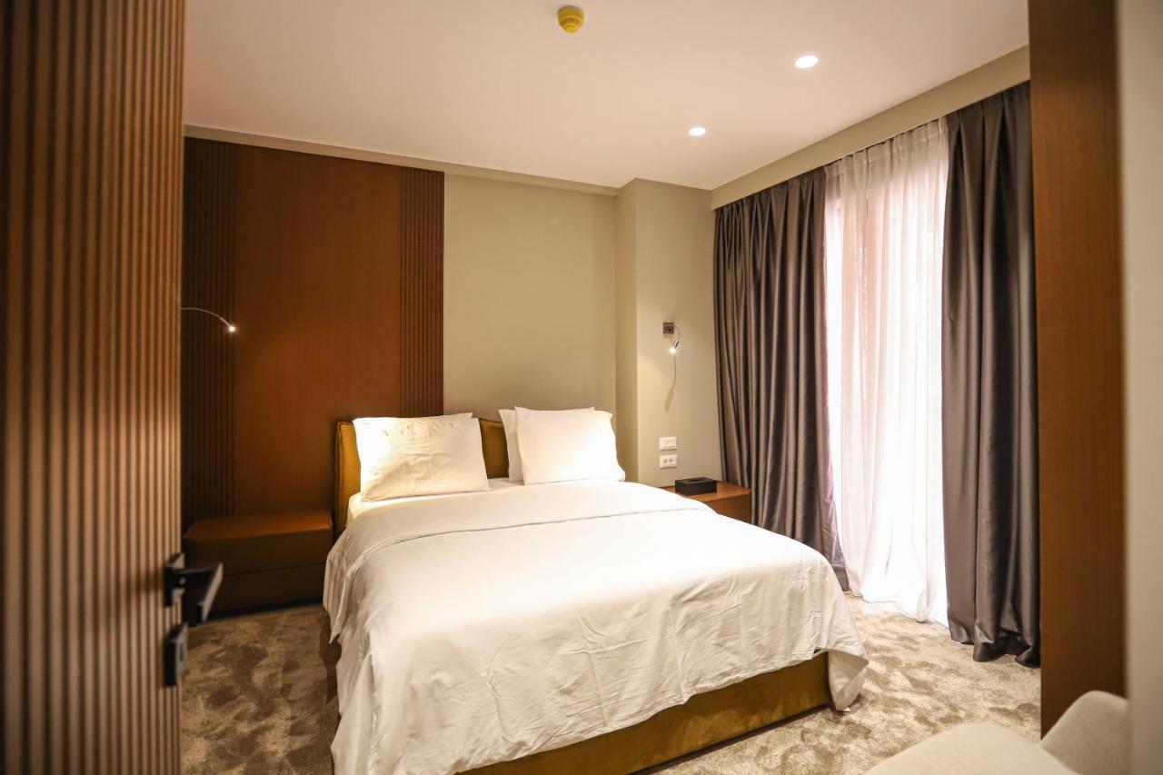 Urbanin Apartment & Hotel Tirana Exterior photo