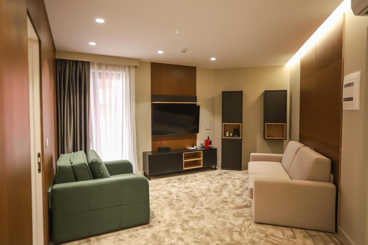 Urbanin Apartment & Hotel Tirana Exterior photo