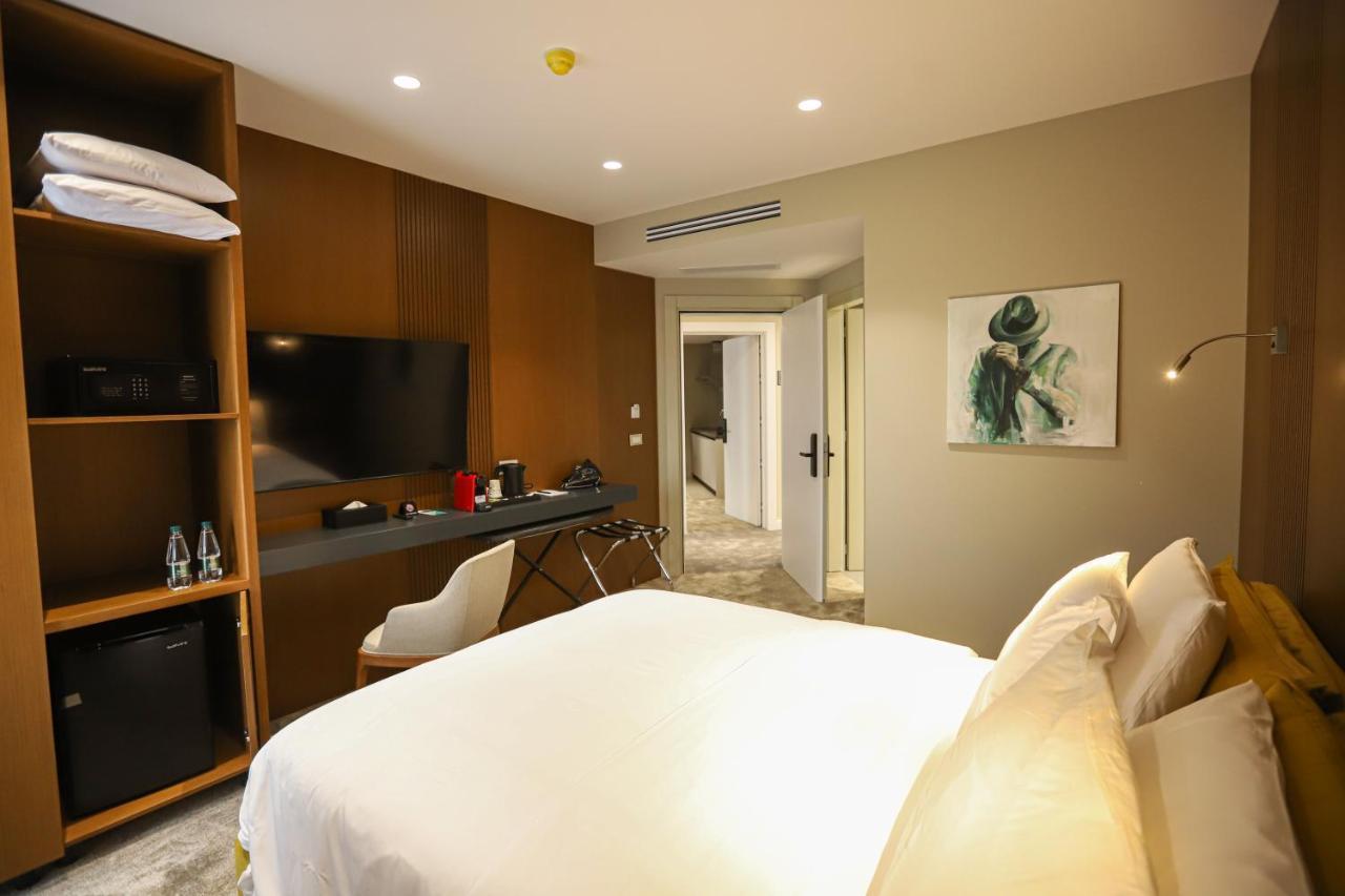 Urbanin Apartment & Hotel Tirana Exterior photo